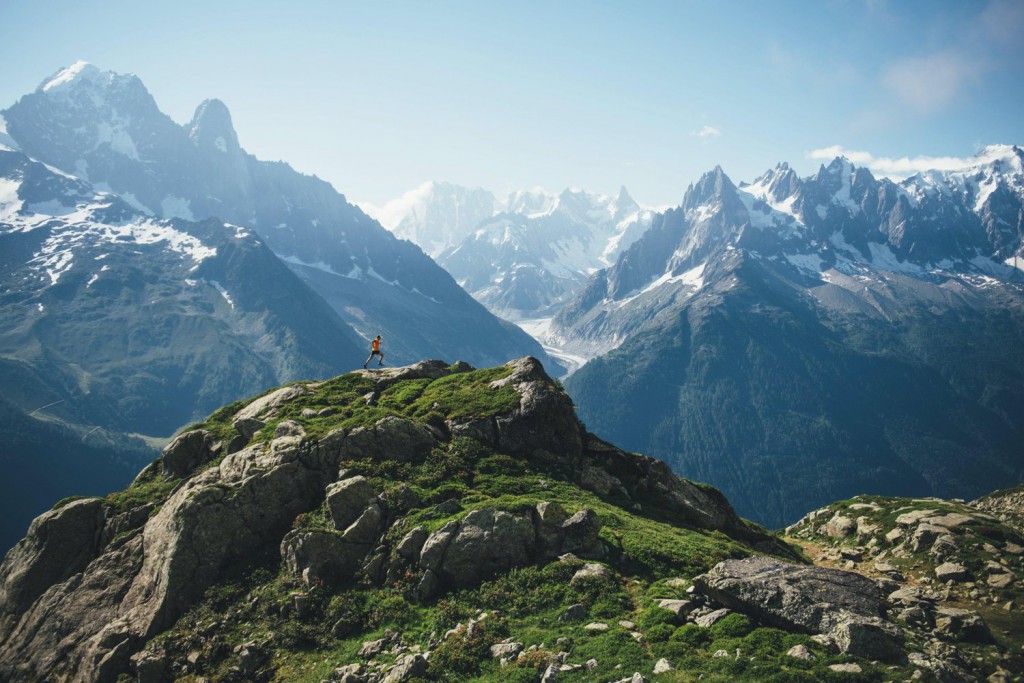 Góry w rejonie Chamonix w Alpach